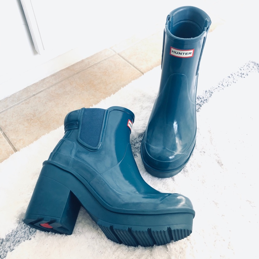 HUNTER block heal rain boots